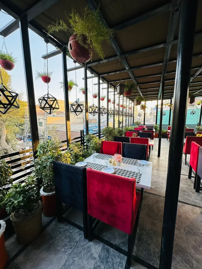 Tasty Gulgasht Ambiance 6