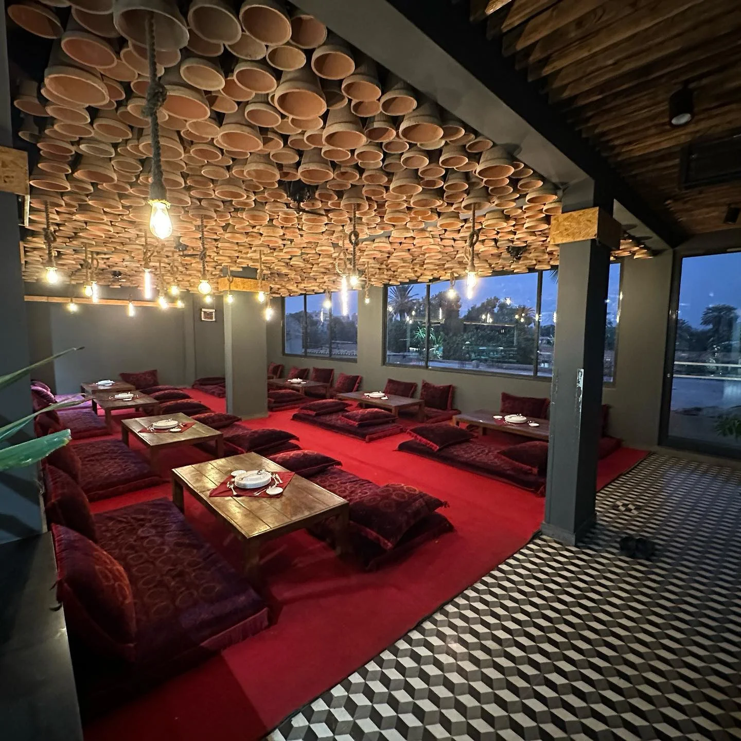 Anwar Baloch Restaurant Ambiance 5