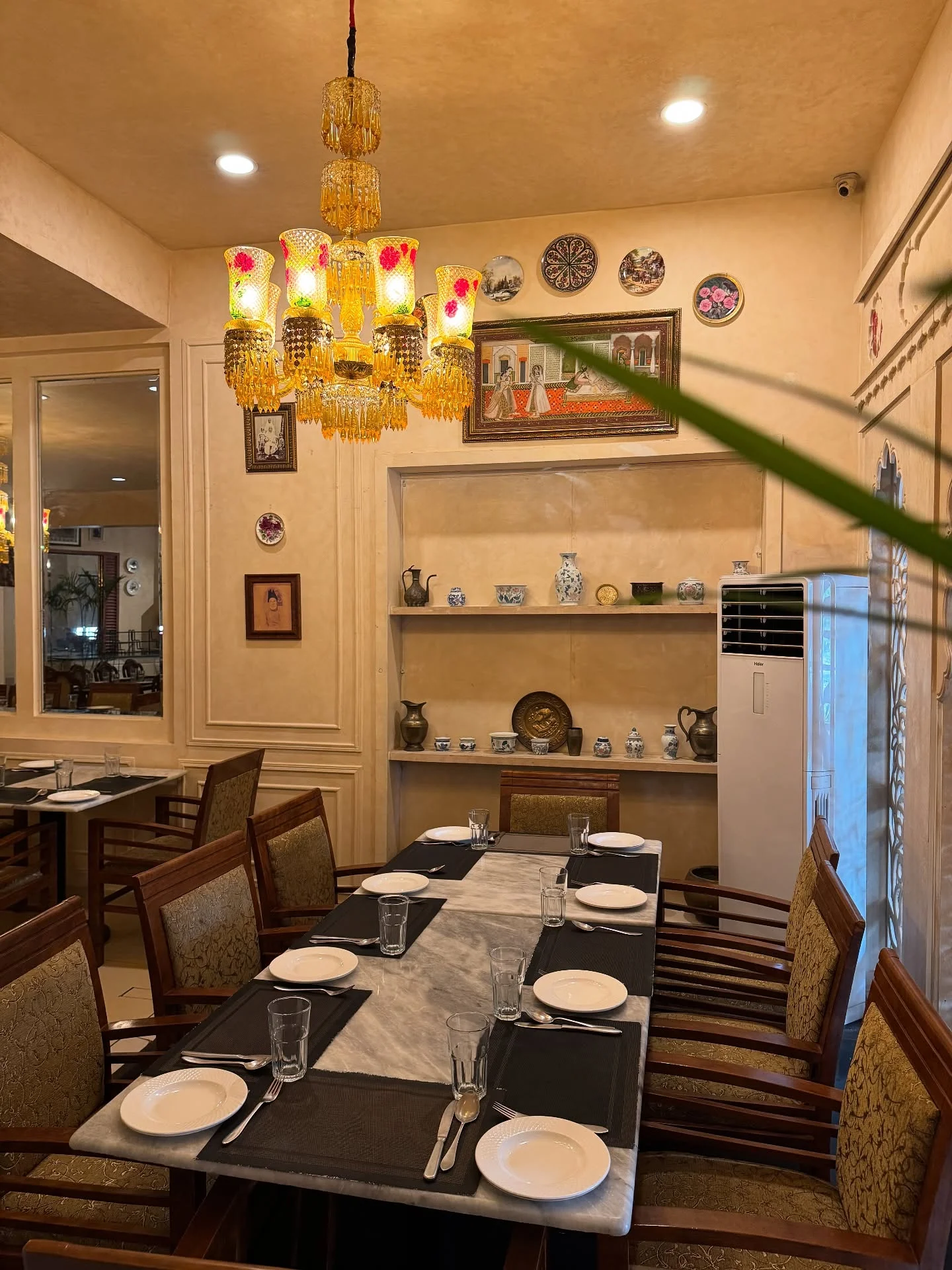 Junoon restaurant ambiance 3