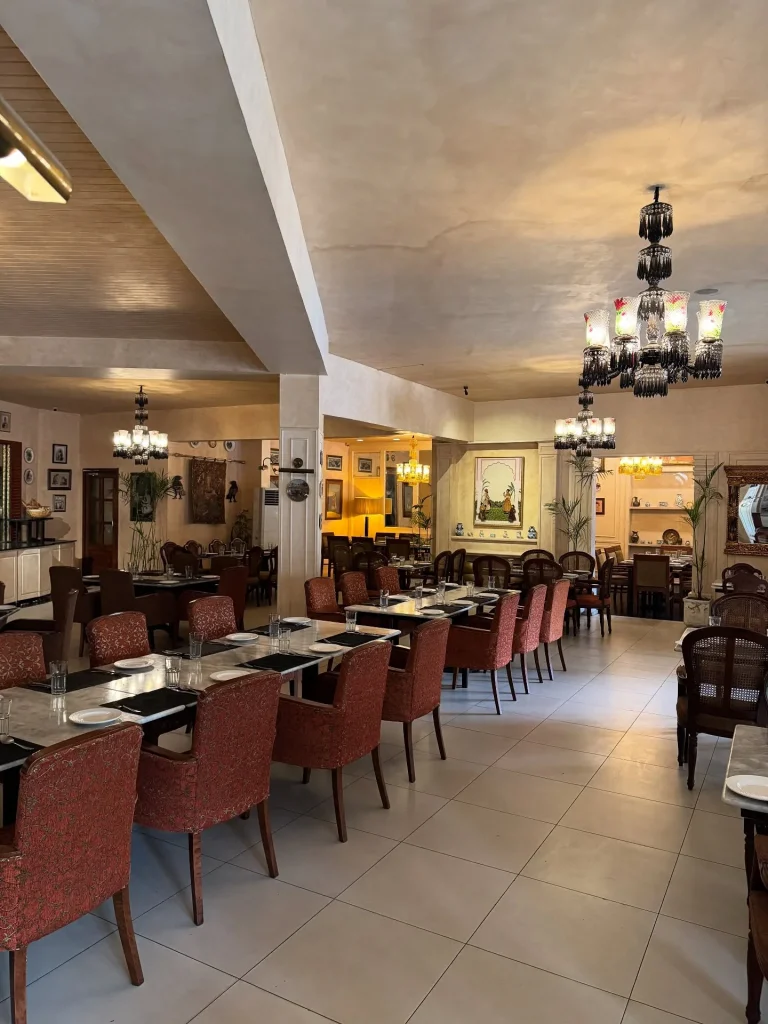 Junoon restaurant ambiance 4