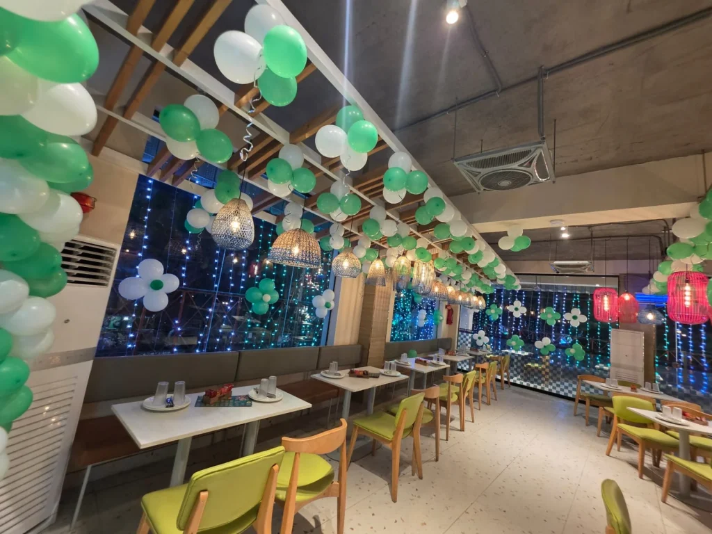 Broadway Pizza Gujranwala Ambiance 3