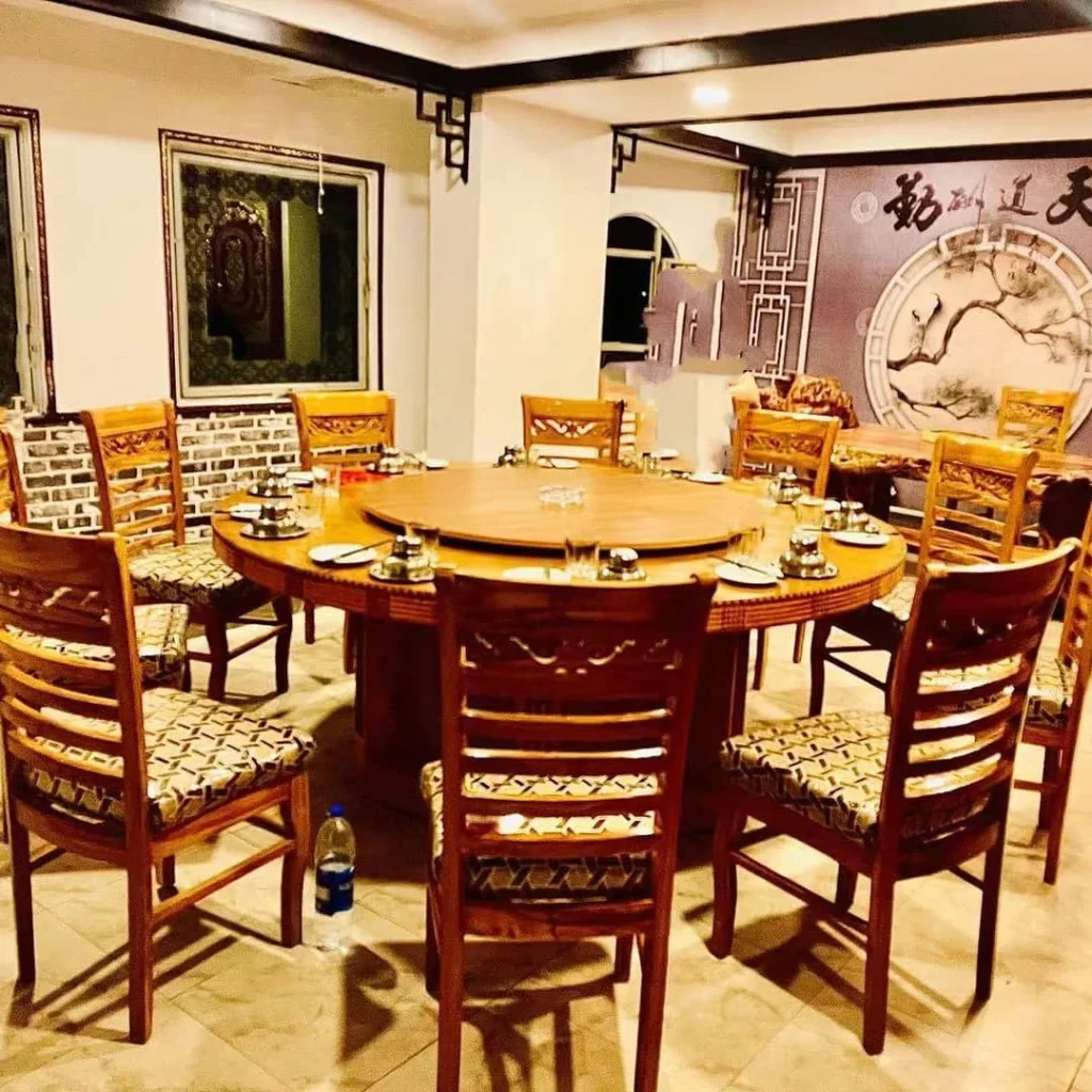 Wang Wang Karachi Ambiance 4